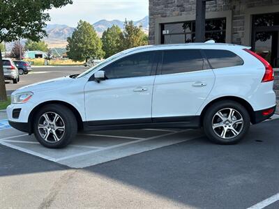 2013 Volvo XC60 T6 Platinum   - Photo 2 - North Logan, UT 84341