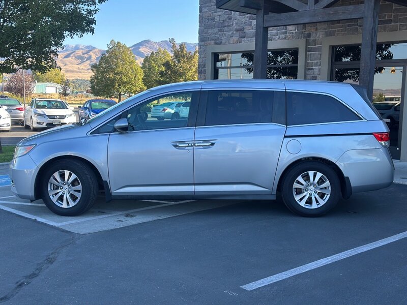 2016 Honda Odyssey EX  