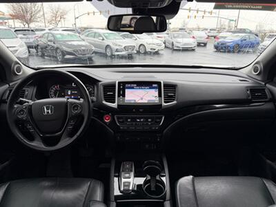 2017 Honda Pilot Touring   - Photo 11 - North Logan, UT 84341
