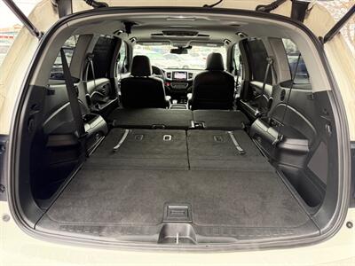 2017 Honda Pilot Touring   - Photo 9 - North Logan, UT 84341