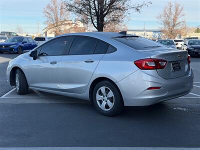 2018 Chevrolet Cruze LS Auto - Photo 3 - North Logan, UT 84341