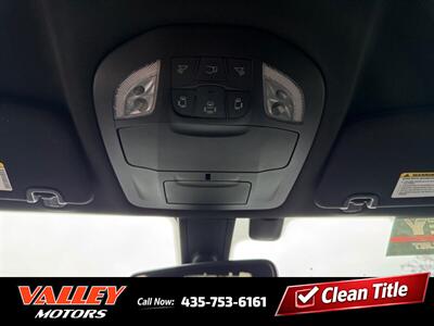 2020 Chrysler Pacifica Touring S Black Noise Pkg   - Photo 19 - North Logan, UT 84341