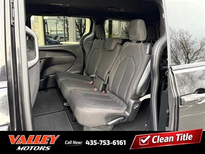 2020 Chrysler Pacifica Touring S Black Noise Pkg   - Photo 8 - North Logan, UT 84341