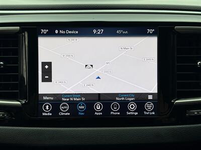2020 Chrysler Pacifica Touring S Black Noise Pkg   - Photo 18 - North Logan, UT 84341