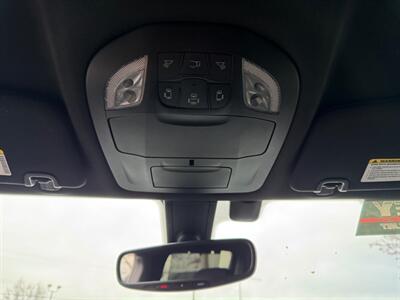 2020 Chrysler Pacifica Touring S Black Noise Pkg   - Photo 19 - North Logan, UT 84341