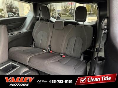 2020 Chrysler Pacifica Touring S Black Noise Pkg   - Photo 9 - North Logan, UT 84341