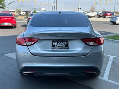 2016 Chrysler 200 S   - Photo 4 - North Logan, UT 84341