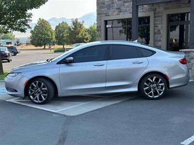 2016 Chrysler 200 S  