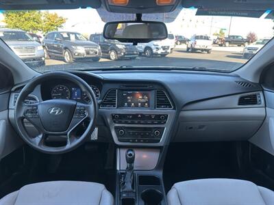 2016 Hyundai SONATA SE   - Photo 9 - North Logan, UT 84341