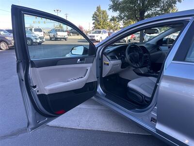 2016 Hyundai SONATA SE   - Photo 7 - North Logan, UT 84341