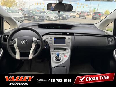 2015 Toyota Prius Three   - Photo 12 - North Logan, UT 84341