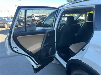 2016 Toyota RAV4 XLE   - Photo 9 - North Logan, UT 84341
