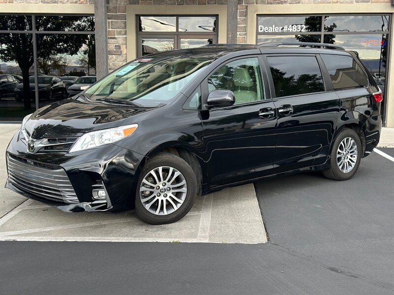 2020 Toyota Sienna XLE 7-Passenger   - Photo 1 - North Logan, UT 84341