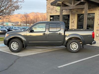 2014 Nissan Frontier SV   - Photo 2 - North Logan, UT 84341