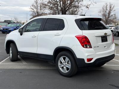 2018 Chevrolet Trax LS - Photo 3 - North Logan, UT 84341