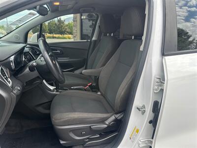 2018 Chevrolet Trax LS   - Photo 10 - North Logan, UT 84341