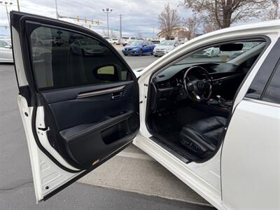 2016 Lexus ES 350   - Photo 8 - North Logan, UT 84341
