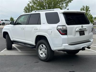 2015 Toyota 4Runner SR5   - Photo 3 - North Logan, UT 84341