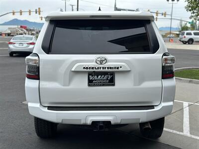 2015 Toyota 4Runner SR5   - Photo 4 - North Logan, UT 84341