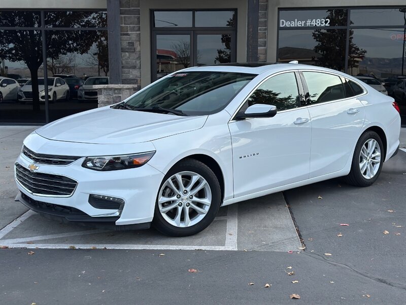 2018 Chevrolet Malibu LT   - Photo 1 - North Logan, UT 84341