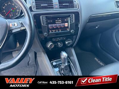 2018 Volkswagen Jetta 1.8T SE Sport - Photo 14 - North Logan, UT 84341