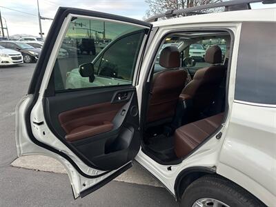 2018 Subaru Forester 2.5i Touring   - Photo 9 - North Logan, UT 84341