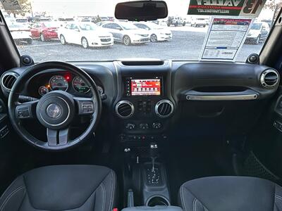 2013 Jeep Wrangler Unlimited Rubicon   - Photo 13 - North Logan, UT 84341