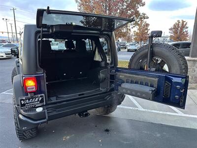 2013 Jeep Wrangler Unlimited Rubicon   - Photo 5 - North Logan, UT 84341