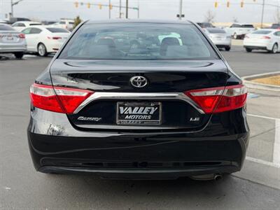 2017 Toyota Camry LE   - Photo 4 - North Logan, UT 84341