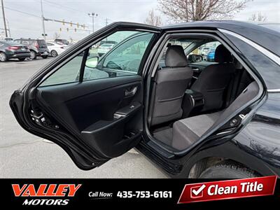 2017 Toyota Camry LE   - Photo 6 - North Logan, UT 84341