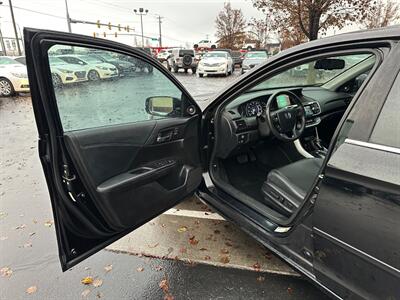 2013 Honda Accord EX-L   - Photo 8 - North Logan, UT 84341