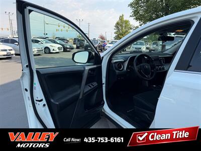 2015 Toyota RAV4 LE - Photo 9 - North Logan, UT 84341