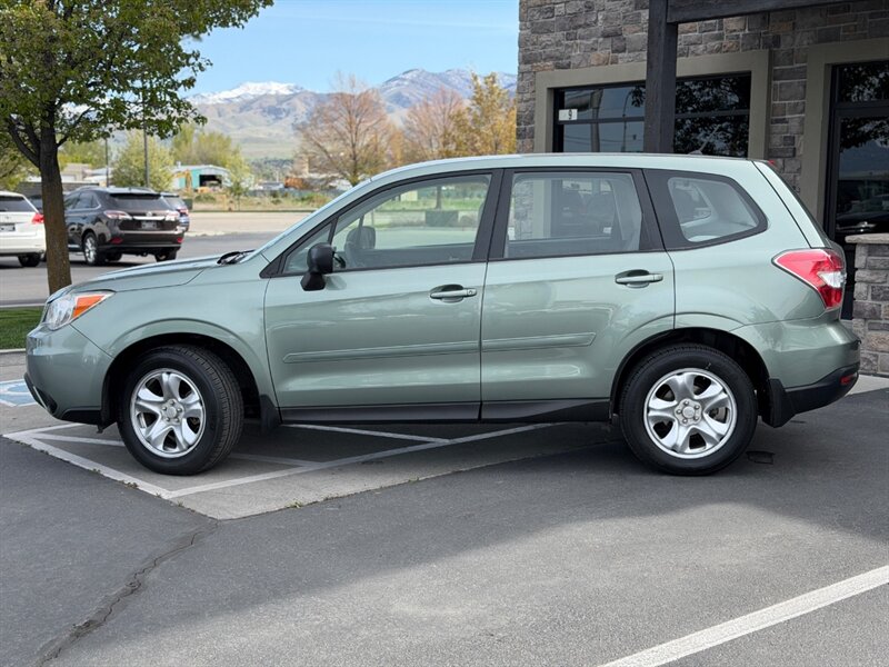 2014 Subaru Forester 2.5i  