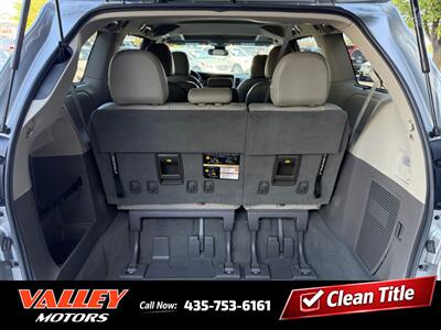 2020 Toyota Sienna XLE 8-Passenger   - Photo 5 - North Logan, UT 84341