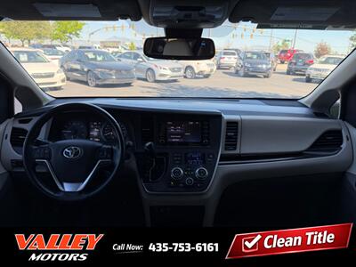 2020 Toyota Sienna XLE 8-Passenger   - Photo 12 - North Logan, UT 84341