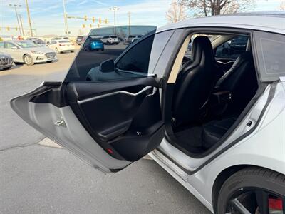 2016 Tesla Model S 90D   - Photo 6 - North Logan, UT 84341