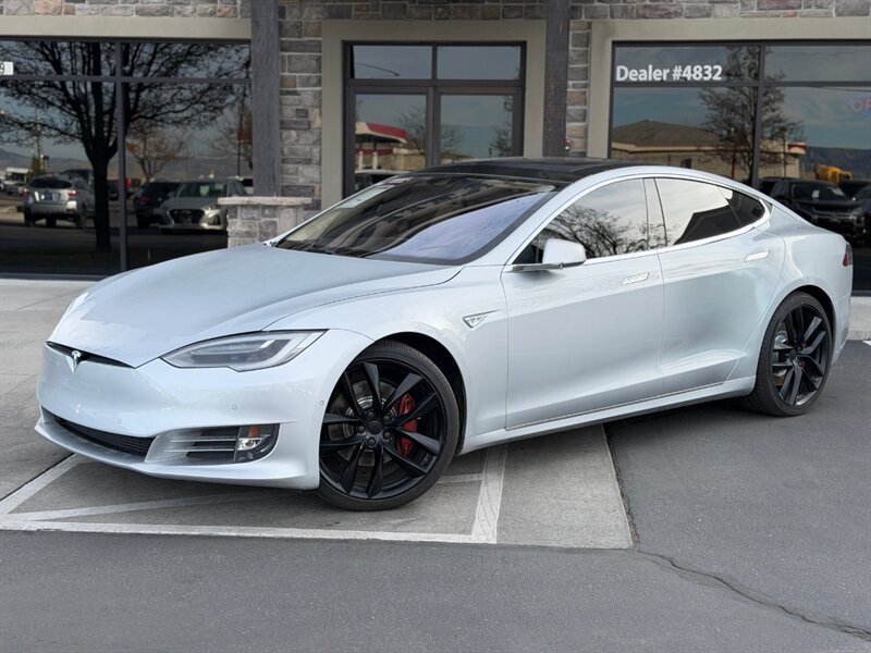 2016 Tesla Model S 90D's photo