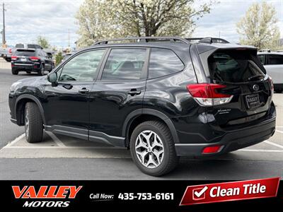2023 Subaru Forester Premium - Photo 3 - North Logan, UT 84341
