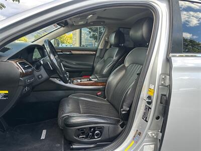 2017 Genesis G90 3.3T Premium   - Photo 13 - North Logan, UT 84341