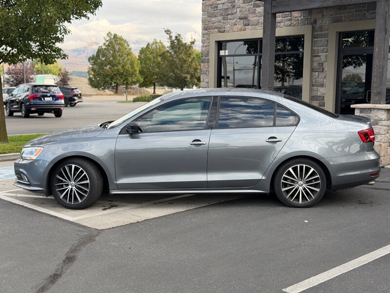 2016 Volkswagen Jetta 1.8T Sport  