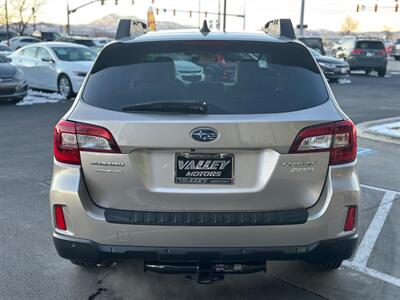 2017 Subaru Outback 2.5i Limited   - Photo 6 - North Logan, UT 84341