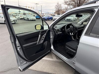 2018 Subaru Forester 2.5i Premium   - Photo 9 - North Logan, UT 84341