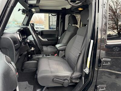 2011 Jeep Wrangler Unlimited Rubicon   - Photo 10 - North Logan, UT 84341