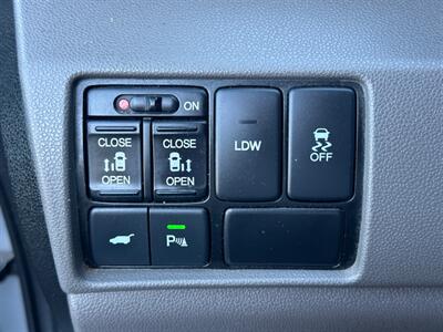 2014 Honda Odyssey Touring   - Photo 14 - North Logan, UT 84341