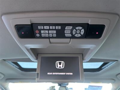 2014 Honda Odyssey Touring   - Photo 9 - North Logan, UT 84341