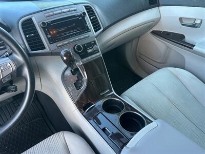2010 Toyota Venza AWD V6   - Photo 14 - North Logan, UT 84341