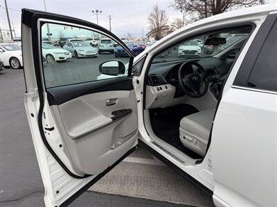 2010 Toyota Venza AWD V6   - Photo 9 - North Logan, UT 84341