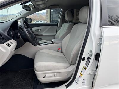 2010 Toyota Venza AWD V6   - Photo 10 - North Logan, UT 84341