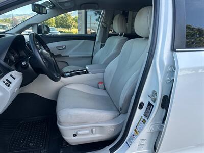 2010 Toyota Venza AWD V6   - Photo 10 - North Logan, UT 84341