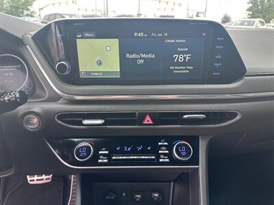 2020 Hyundai SONATA SEL Plus   - Photo 15 - North Logan, UT 84341